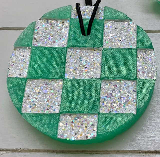 Checkered Circle | Create Your Own Freshie