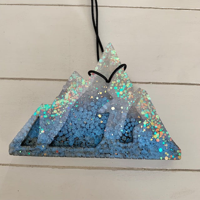 Mountains with ombre glitter | Mountain Mist Scent