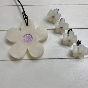 White Flower 5 piece set (Freshie and 4 vent clips)  | Butt Naked Scent