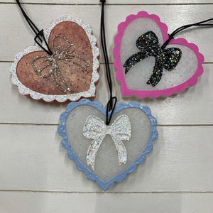 Scallop Bow Heart | Create Your Own Freshie