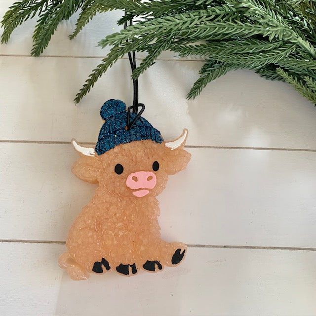 Highland with Beanie | Pumpkin Pecan Waffles Scent