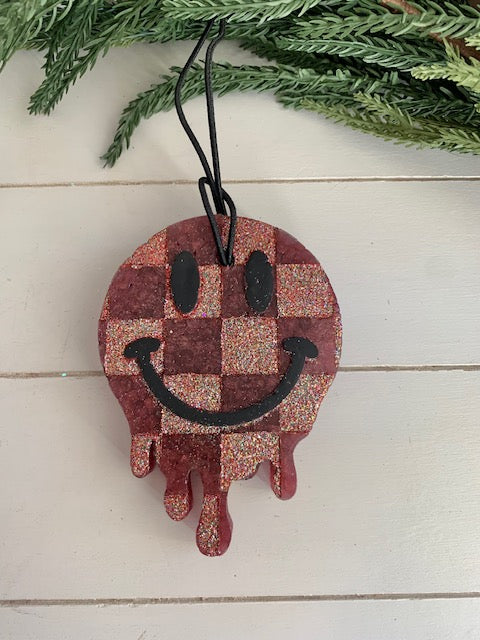 Drip Smiley Face | Pina Colada Scent