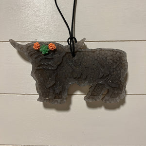 Highland Cow | Dark Gold With Succulents | Cucumber Melon Scent