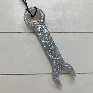 Wrench |Mahogany Teakwood Scent