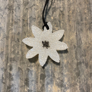 Daisy Flower Car Freshie | Whtie Petals | Vanilla Scent