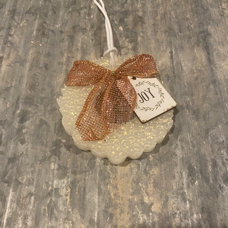 Christmas Wreath Car Freshie | White Gold With Rose Gold Bow & Christmas Message | Wassail Scent