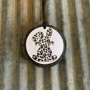 Circle Car Freshie | Black With Halo Glitter & Bunny Cardstock | Peachy-O Scent